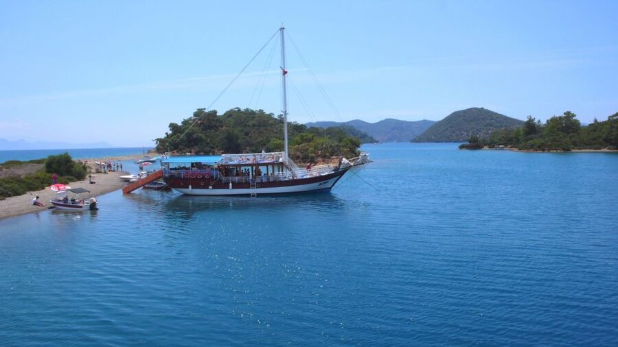 Marmaris All-Inclusive Boat Trip with Free Sunbed & Lunch - Marmaris Gulet Tour Basics: what you’re really paying for
