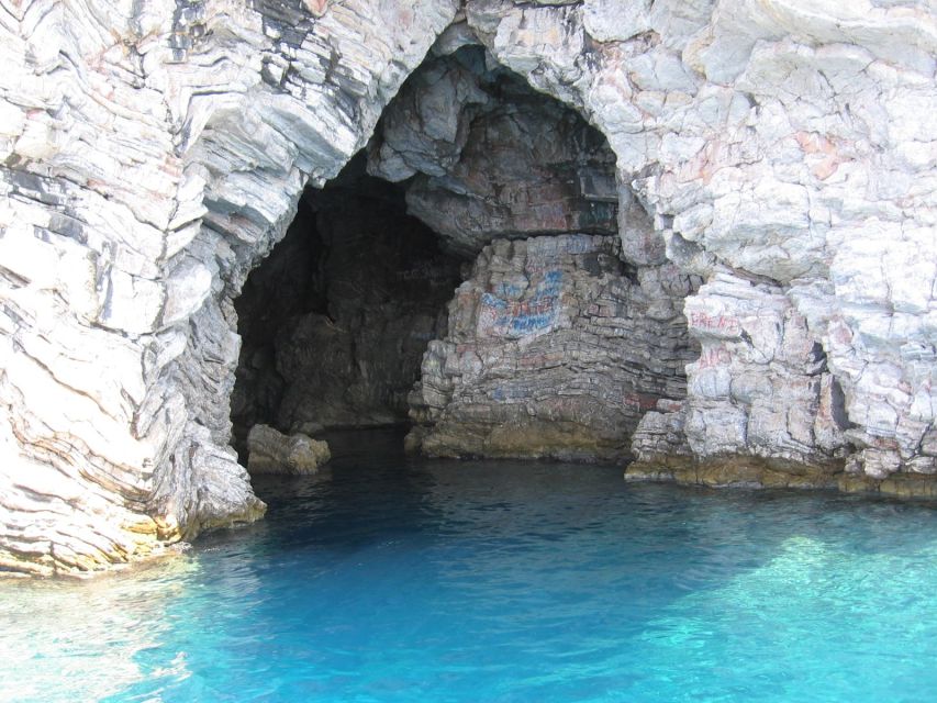 Marmaris: All-Inclusive Pirate Boat Trip with Pickup Option - FAQ