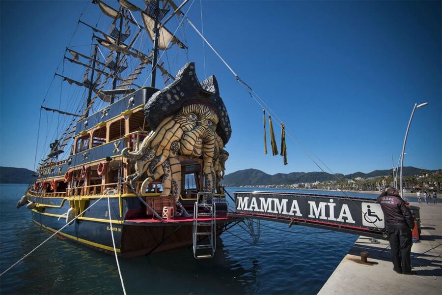 Marmaris: All-Inclusive Pirate Boat Trip with Pickup Option - Crew, entertainment, and family-friendly fun (including the foam factor)