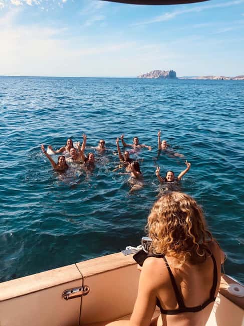 Marseille: Calanques National Park Boat Trip with Swimming - Why the Calanques boat feels calmer than the usual speed-ride
