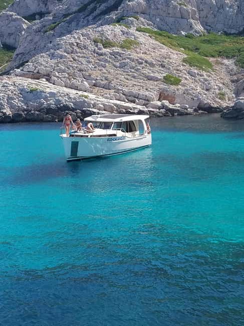 Marseille: Calanques National Park Boat Trip with Swimming - Riou archipelago: second break with more swimming time