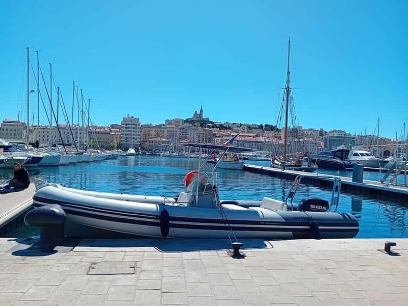 Marseille: Old Port Boat Tour - Getting on the water at Bateau Marseille Calanques