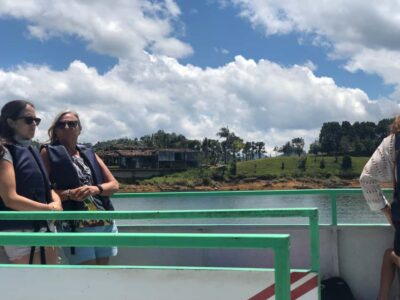 Medellín: Private Guatapé with Peñol Tickets and Boat Ride - The El Peñol climb: views worth every step (and sweat)