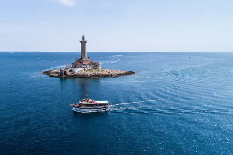 Medulin: Full-Day Boat Tour to Kamenjak and Levan with Lunch - Checking In at Medulin Harbour and Getting Set for 5 Hours on the Water