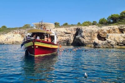 Medulin -Kamenjak 5h boat trip with lunch & drinks on Sandra Boat - Stop One: Kamenjak National Park Coastline Views (and a Quick Taste)