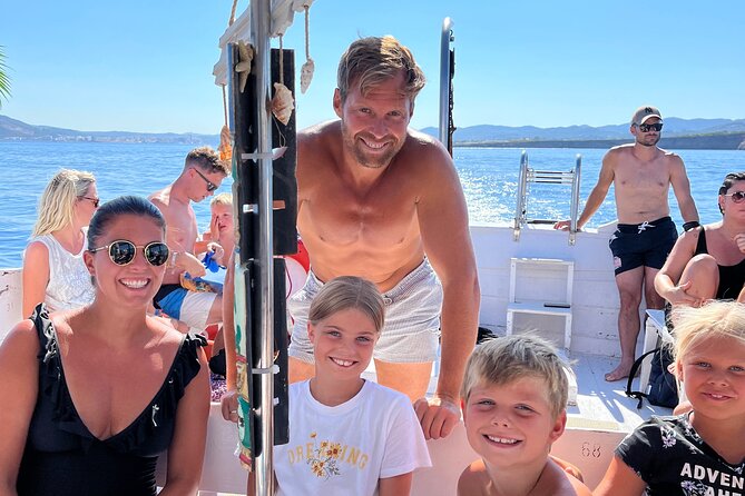 Meet the Sea: Family Boat trip to Conillera island - Guided snorkeling for all ages (and for real nerves)