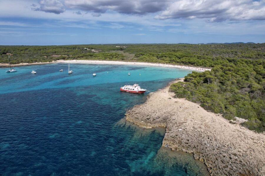 Menorca: Full-Day Boat Tour with Paella Lunch - Should you book this Menorca paella boat tour?