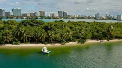Miami: 4-Hour Island Hopping Boat Trip with Water Toys - The 23-Foot Formula Thunderbird Ride: Fast When It Needs To Be