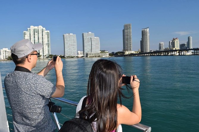 Miami Biscayne Bay rich and famous Sightseeing Boat Tour - Millionaire’s Row, Star Island, and the Big Photo Energy
