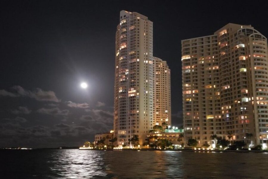 Miami: BYOB Day, Sunset or Night Private Boat Tour - Who This Miami Bay Cruise Fits (and Who Might Want to Skip It)