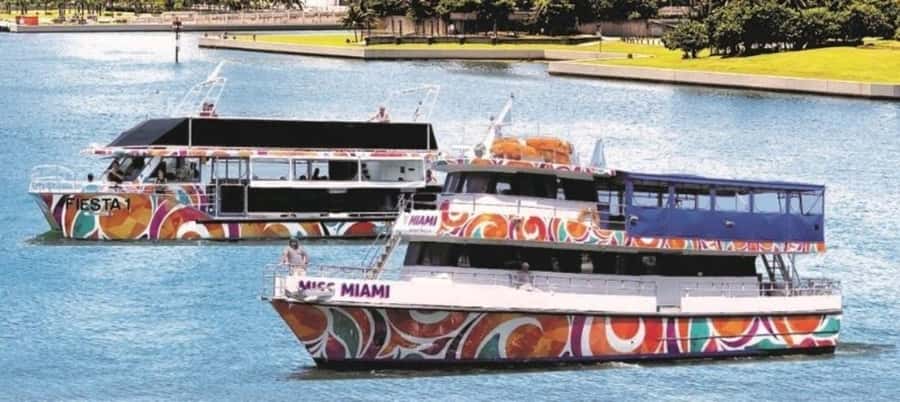 Miami: Celebrity Homes Boat Tour with Guide - Key things to know before you board