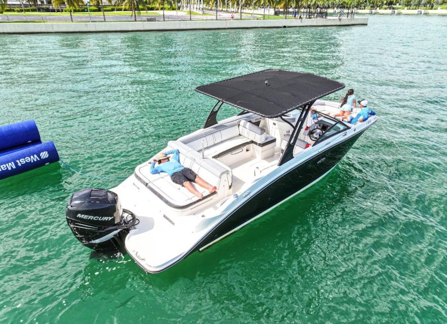 Miami: Guided Boat Tour with Champagne - Star Island and Fisher Island: Mansion Views Done the Right Way