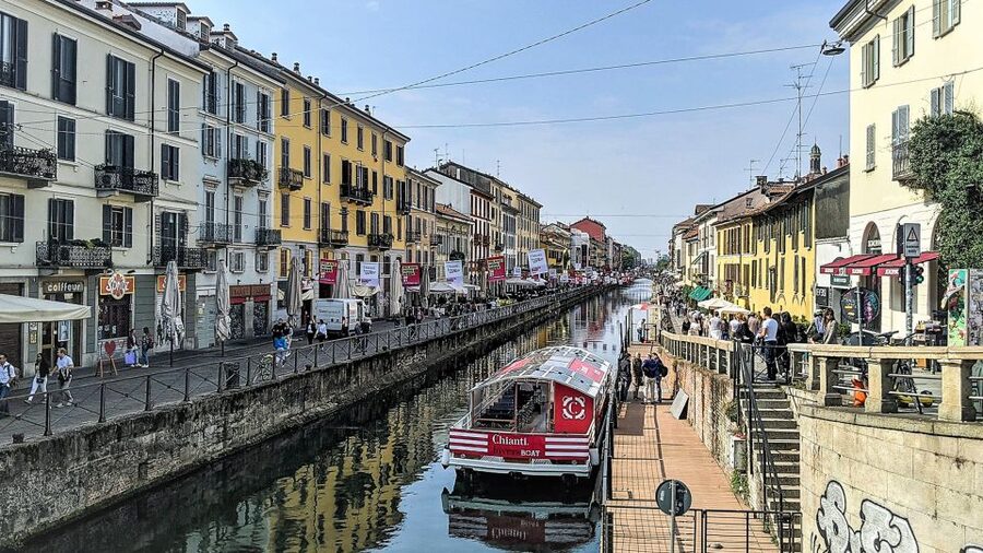 Milan: Navigli District Canal Boat Tour with Aperitivo - Price and value: is $41 worth it?