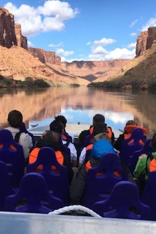 Moab: 1-Hour Colorado River Speed Boat Tour - Safety briefing, gear, and who this ride fits