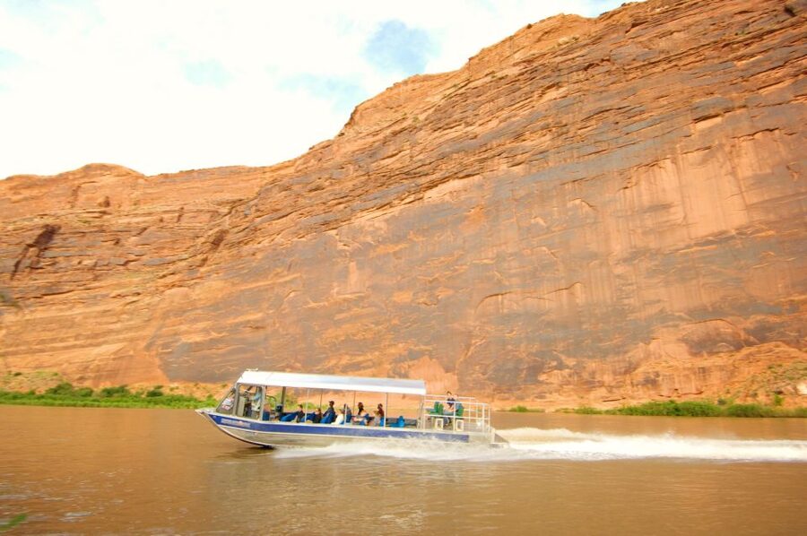 Moab: 3-Hour Jet Boat Tour to Dead Horse Point State Park - Why this jet boat tour beats the usual Moab drive