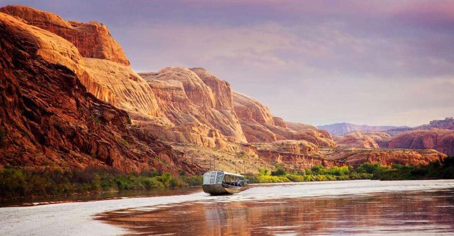 Moab: Colorado River Sunset Boat Tour with Optional Dinner - Key things I’d clock before you go