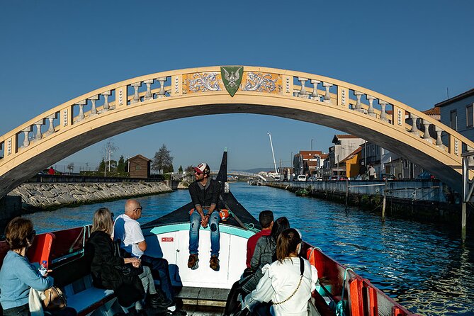 Moliceiro Boat Tour on the Ria de Aveiro - Group Size (Up to 32) and How That Changes the Feel