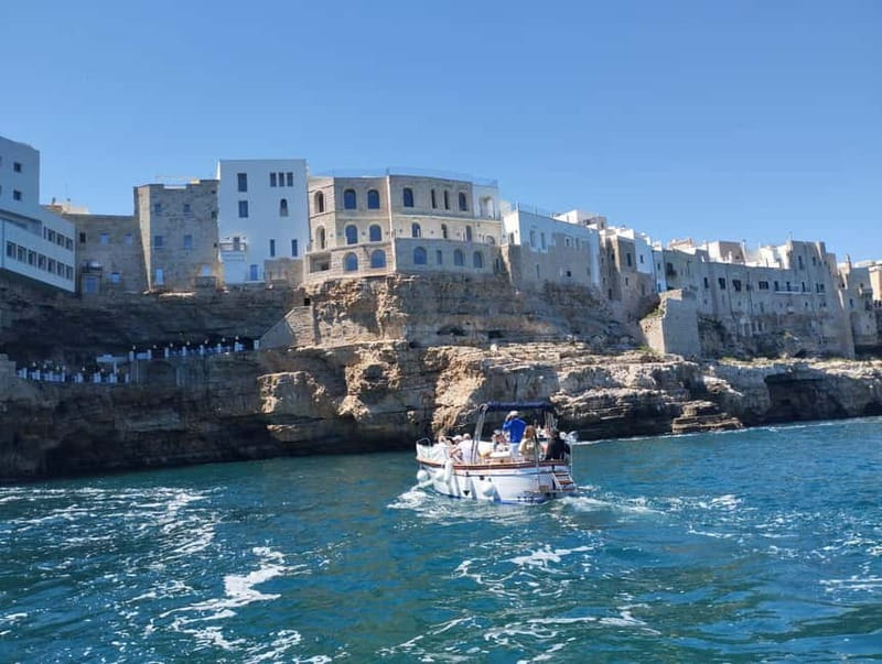 Monopoli: 2.5 Hour Boat Tour to the Polignano a Mare Caves - Cala Corvino and Porto Alga: the early scenery and first sea time