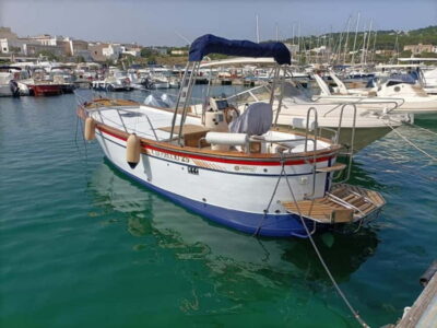 Monopoli: 2.5 Hour Boat Tour to the Polignano a Mare Caves - Meeting at Molo Margherita and the Monopoli photo stop