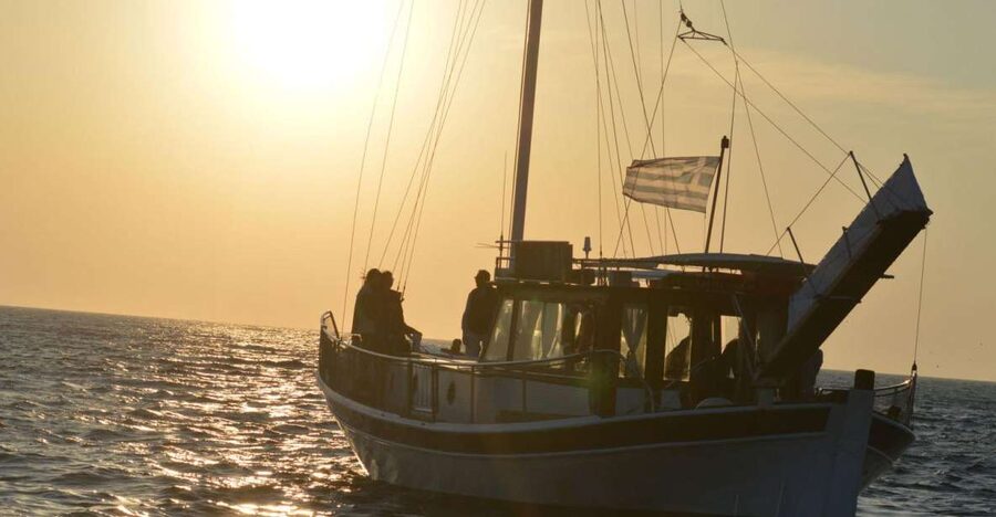 Mykonos: Sunset Boat Trip with Snacks and Drinks - Price and Value: Does $77 Make Sense?