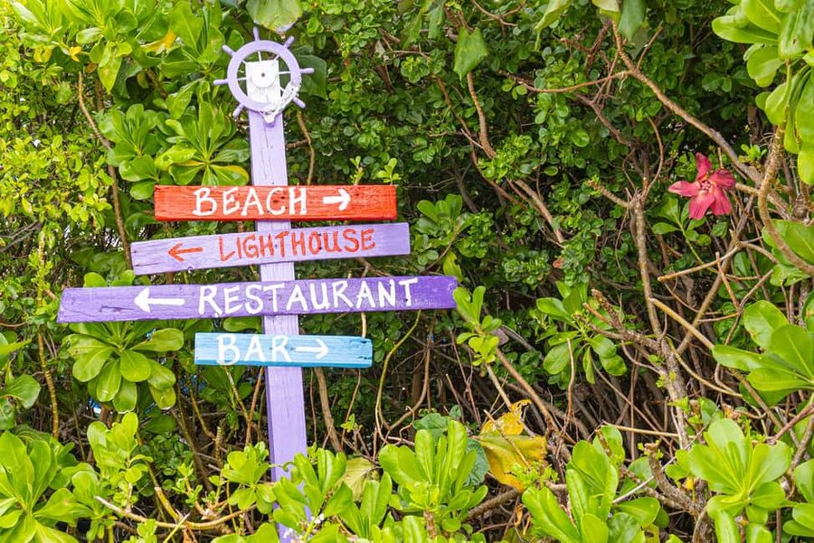 Nassau: Beach Day at SunCay incl. Lunch - Boat Tour - Pools, water toys, and the optional animal experiences that steal the show