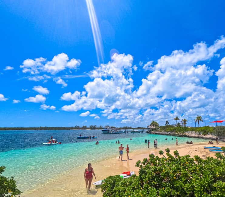 Nassau: Beach Day at SunCay incl. Lunch - Boat Tour - Who should book SunCay, and who should look for another Nassau plan