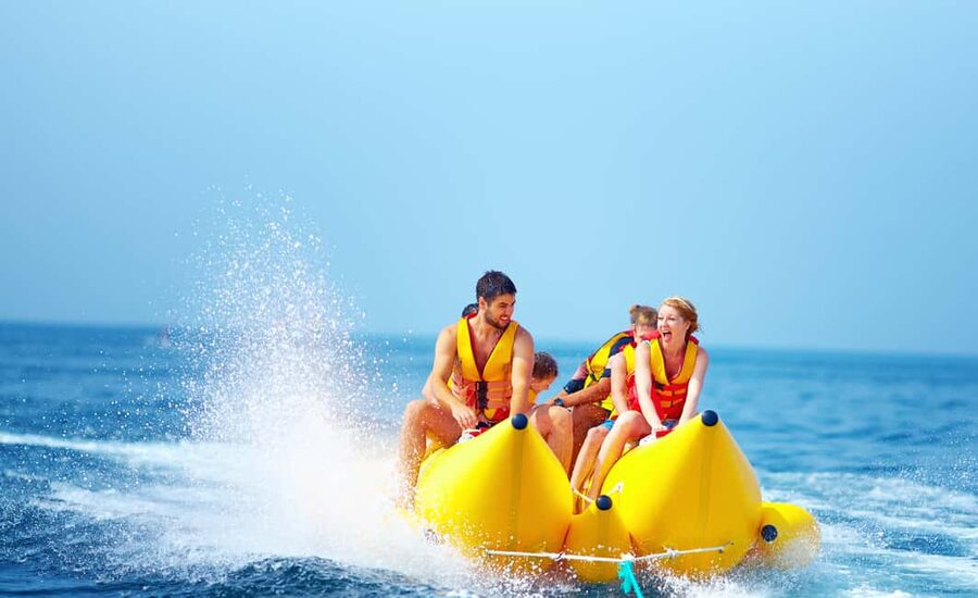 Nassau: Jet Ski Ride, Parasailing & Banana Boat Tour - Jet ski for 30 minutes: the fastest way to feel Nassau