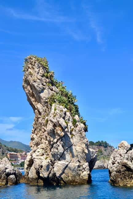 Naxos: Taormina Boat Tour with Snorkeling and Prosecco - Cave photo stops: Grotta dell’Amore and the Blue Grotto area from the water