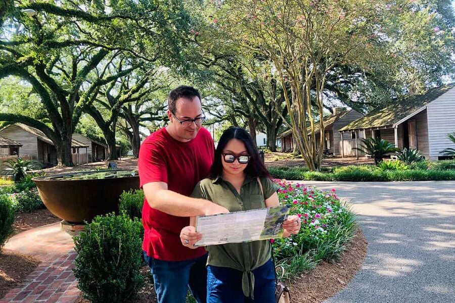 New Orleans: Swamp Boat Ride and Historic Plantation Tour - Should You Book This New Orleans Plantation + Manchac Swamp Tour?