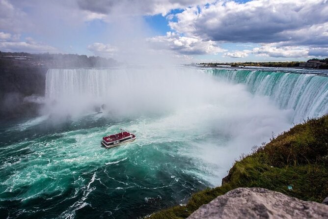 Niagara Falls Day Tour from Toronto Includes Boat Tour and Winery - A day built around three ways to see Niagara Falls from one departure