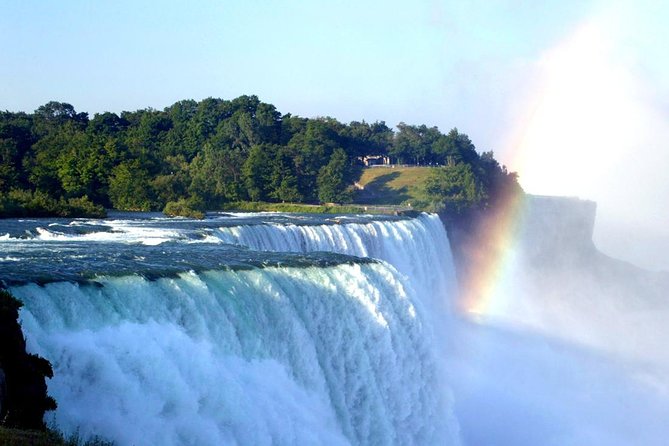 Niagara Falls Day Tour from Toronto Includes Boat Tour and Winery - Niagara College Teaching Winery: a short tasting with real context