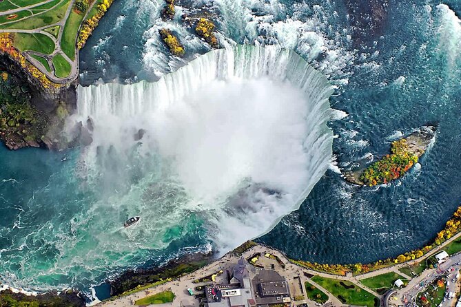 Niagara Falls Day Tour from Toronto Includes Boat Tour and Winery - Table Rock Welcome Centre: where you feel the Falls before the cruise