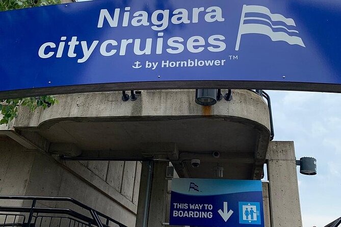 Niagara Falls Day Tour from Toronto Includes Boat Tour and Winery - Niagara-on-the-Lake: 1 hour to reset and enjoy the old-town vibe