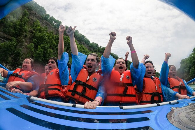 Niagara Falls USA, Open-Top (Wet) Jet Boat Tour - The Wet Jet on the Niagara River: the 45 minutes you remember
