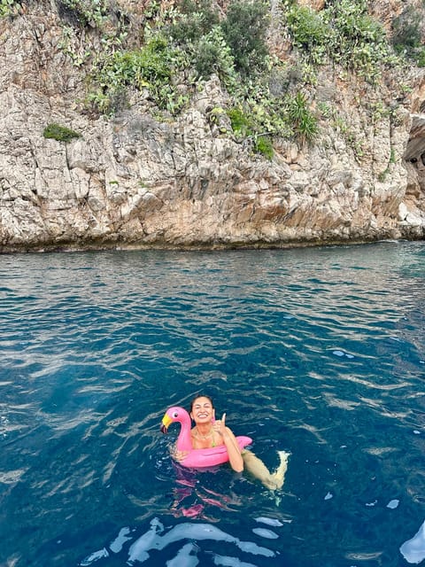 Nice: Mala Caves, Villefranche & Snorkeling Boat Tour - Guides, music, and safety: why the vibe feels relaxed even on a fast boat