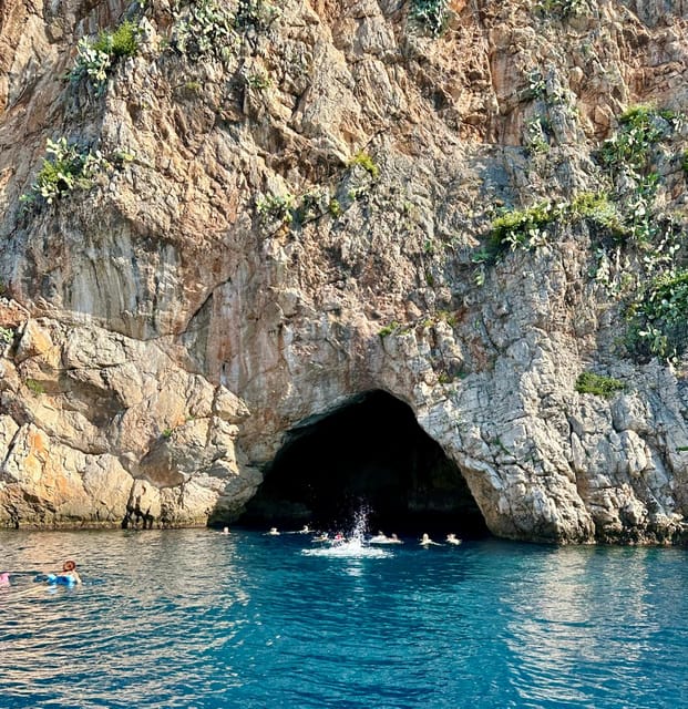 Nice: Mala Caves, Villefranche & Snorkeling Boat Tour - Price and value: is $88 worth a 3-hour Riviera speedboat?