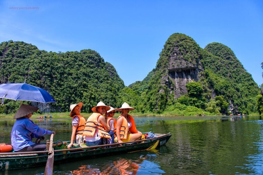 Ninh Binh: Hoa Lu, Mua Cave, and Trang An Tour and Boat Ride - Key highlights you’ll feel fast