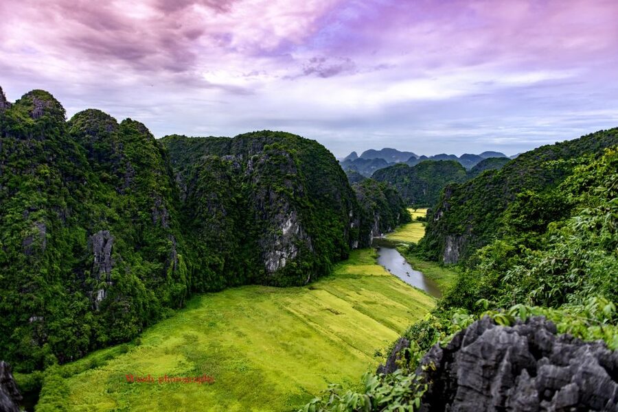 Ninh Binh: Hoa Lu, Mua Cave, and Trang An Tour and Boat Ride - Hoa Lu Citadel: Dinh King and Le King temple stops