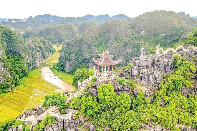 NINH BINH MEMORABLE DAY: Hoa Lu, Mua Cave, boat trip Tam Coc, Trang An optional - A 10–11 hour Ninh Binh day trip that actually feels efficient