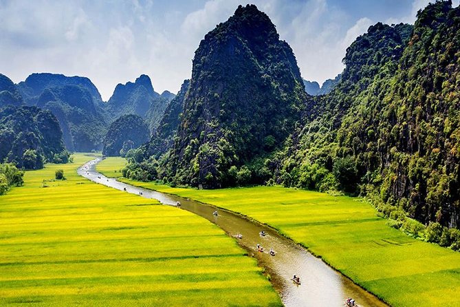 NINH BINH MEMORABLE DAY: Hoa Lu, Mua Cave, boat trip Tam Coc, Trang An optional - Trang An’s UNESCO cave system: when you want the cave-and-tunnel feel