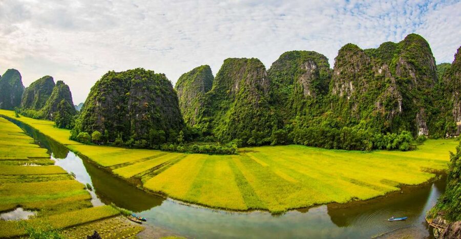 Ninh Binh Tour: Full-Day Hoa Lu and Tam Coc Boat Tour - From Hoan Kiem to Ninh Bình: the ride you should plan for
