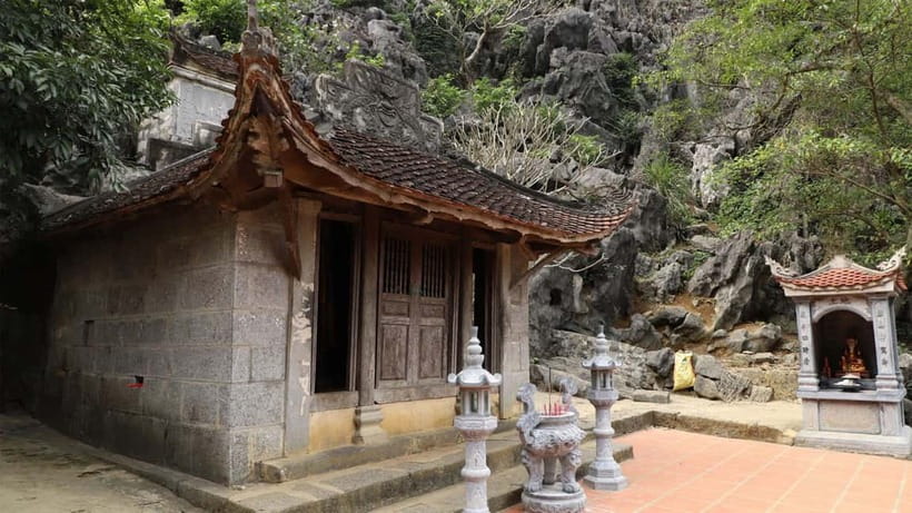 Ninh Binh: Trang An Boat Ride, Bich Dong & Mua Cave Sunset - Hang Múa (Mua Cave) and the dragon statue viewpoint at sunset