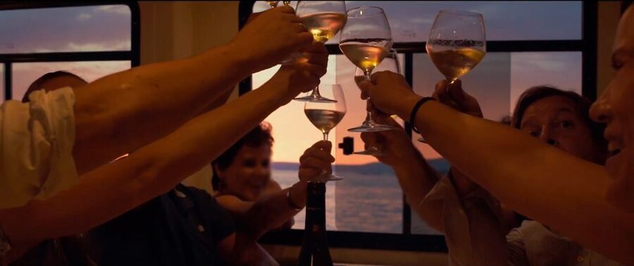 O Grove: Boat Tour at the Arousa estuary with mussel tasting - La Toja, O Grove, and Cambados: views in the time you have