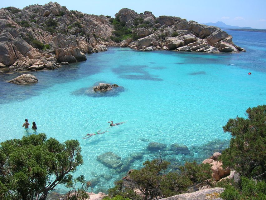 Olbia: Maddalena Archipelago Boat Tour with Minibus Transfer - What to pack (and what to leave behind)