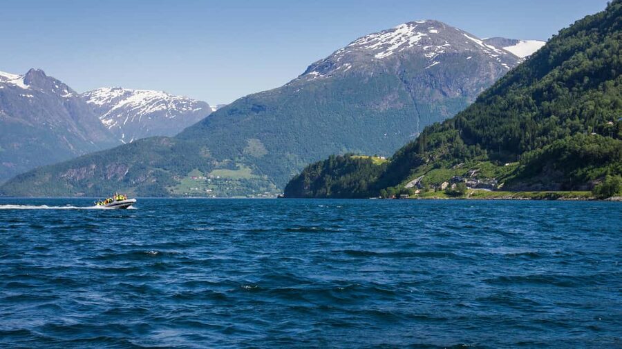 Olden: Nordfjord RIB Boat Tour - Getting there at Fjordvegen 1567: meet at the big white tent