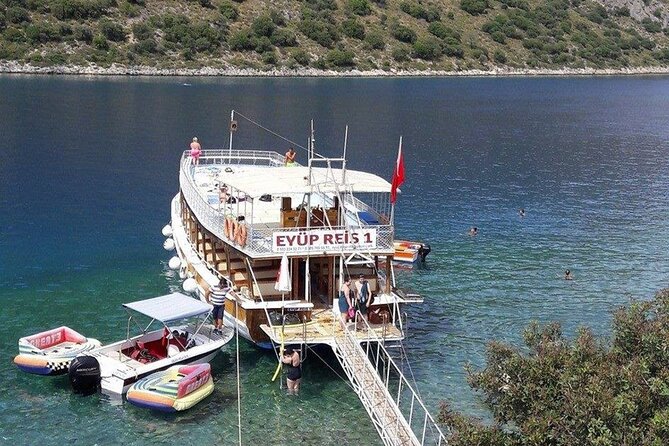 Ölüdeniz: Butterfly Valley Boat Trip with Buffet Lunch - Blue Cave: the “wow” stop and your swim plan