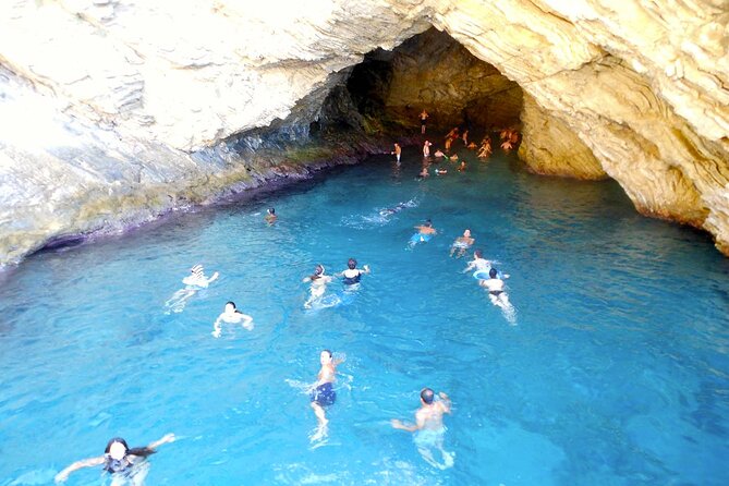 Ölüdeniz: Butterfly Valley Boat Trip with Buffet Lunch - Aquarium Bay and the lunch break: fish swim plus BBQ comfort