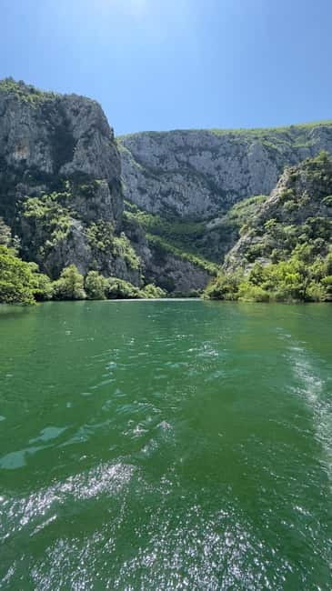Omiš: 2-Hour Cetina River Boat Tour and Nature Park Visit - Rain, timing, and what to bring for a better day on the river