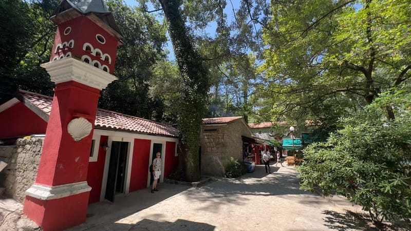 Omiš: 2-Hour Cetina River Boat Tour and Nature Park Visit - Price and value: why €15–19 can feel like more than a boat ticket