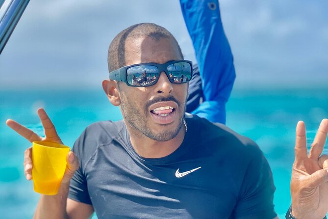 One-day boat trip to the lagoon of Guadeloupe - The Ilet Caret Crossing: Finishing With More Open Views